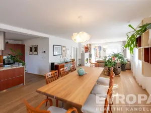 Prodej rodinného domu, Psáry, Pod Skalkou, 363 m2