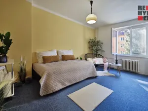 Pronájem bytu 1+kk, Liberec - Liberec V-Kristiánov, Stavbařů, 28 m2