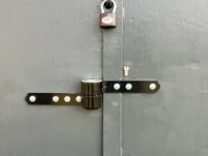 Pronájem garáže, Ostrava, Tavičská, 19 m2