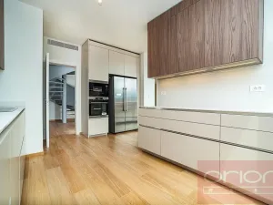 Pronájem bytu 4+kk, Praha - Smíchov, Holečkova, 207 m2