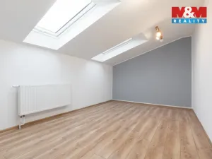 Prodej atypického bytu, Bohumín - Nový Bohumín, Čáslavská, 125 m2