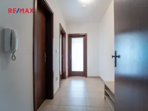 Pronájem bytu 2+kk, Kolín, Roháčova, 53 m2