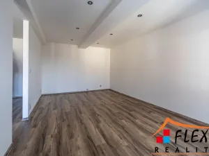 Pronájem bytu 2+kk, Ostrava, Dr. Šmerala, 49 m2