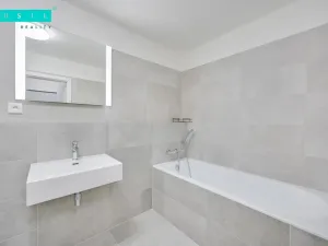 Pronájem bytu 1+kk, Olomouc - Slavonín, Loudova, 39 m2