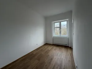 Pronájem bytu 2+kk, Praha - Žižkov, Křišťanova, 40 m2