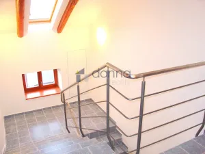 Pronájem bytu 2+kk, Praha, Klapkova, 55 m2