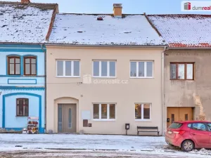 Prodej rodinného domu, Kravaře, náměstí, 200 m2