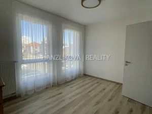 Pronájem bytu 2+kk, České Budějovice, Hálkova, 54 m2