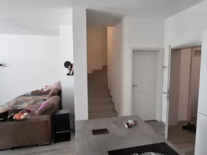 Pronájem rodinného domu, Zaječí, Mladé vinohrady, 136 m2