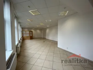 Pronájem obchodního prostoru, Opava - Jaktař, Palhanecká, 90 m2