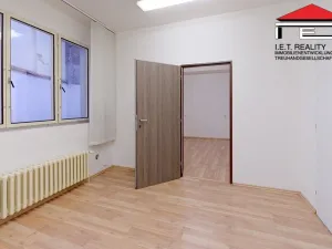 Pronájem kanceláře, Praha - Nové Město, Zlatnická, 23 m2
