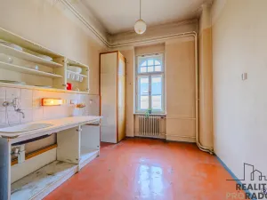 Prodej bytu 2+1, Opava - Předměstí, Komenského, 77 m2