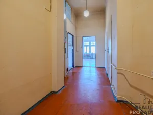 Prodej bytu 2+1, Opava - Předměstí, Komenského, 77 m2