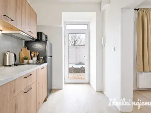Pronájem bytu 1+1, Brno - Židenice, Bubeníčkova, 25 m2
