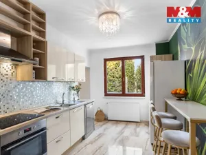 Prodej rodinného domu, Klobuky, Učitelská, 180 m2