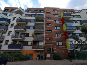 Pronájem garážového stání, Praha - Střížkov, Zakšínská, 15 m2