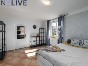 Prodej bytu 3+1, Plzeň, Chválenická, 63 m2