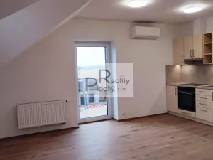 Prodej bytu 2+kk, Hevlín, 63 m2