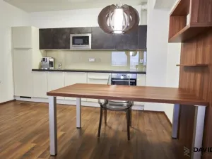 Pronájem bytu 2+kk, Brno - Líšeň, Houbalova, 69 m2