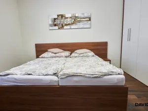 Pronájem bytu 2+kk, Brno - Líšeň, Houbalova, 69 m2