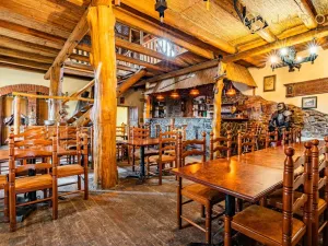 Prodej rodinného domu, Klášterec nad Ohří - Útočiště, 590 m2