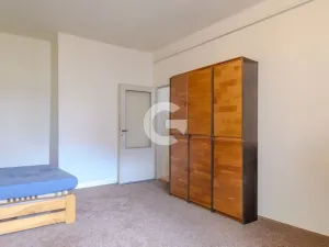 Prodej bytu 2+1, Znojmo, Rumunská, 50 m2