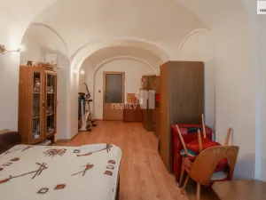 Prodej rodinného domu, Žebrák, Pražská, 220 m2