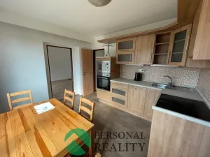 Prodej bytu 3+1, Zlonice, Pippichova, 89 m2