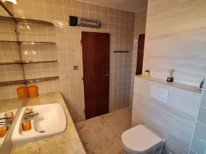 Pronájem bytu 2+1, Praha - Suchdol, Špačkova, 95 m2