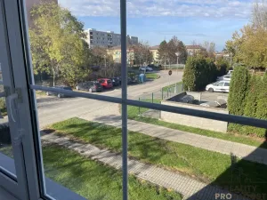 Pronájem bytu 1+kk, Břeclav, Na Valtické, 30 m2