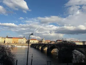 Pronájem kanceláře, Praha - Smíchov, Janáčkovo nábřeží, 51 m2