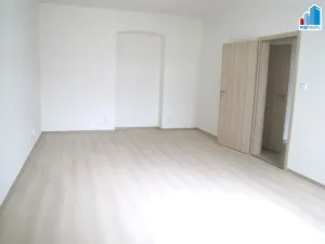 Pronájem bytu 1+kk, Plzeň - Jižní Předměstí, V Šipce, 56 m2