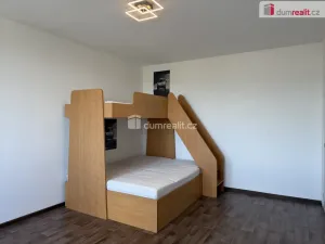 Pronájem bytu 2+1, Ostrov, Kollárova, 58 m2