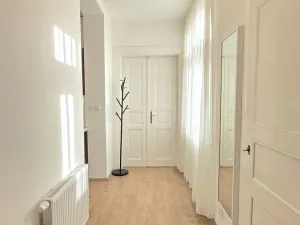 Pronájem bytu 3+1, Praha, Bělehradská, 75 m2