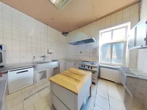 Pronájem restaurace, Polná, Tyršova, 166 m2