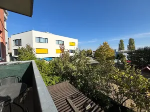 Pronájem bytu 2+kk, Jesenice, V Roháči I., 50 m2