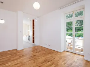 Pronájem bytu 1+kk, Praha - Malešice, Strnadova, 32 m2