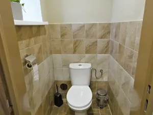 Pronájem obchodního prostoru, Horšovský Týn, Jindřicha Jindřicha, 27 m2