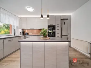 Prodej rodinného domu, Trutnov - Starý Rokytník, 216 m2