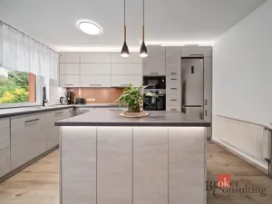 Prodej rodinného domu, Trutnov - Starý Rokytník, 216 m2