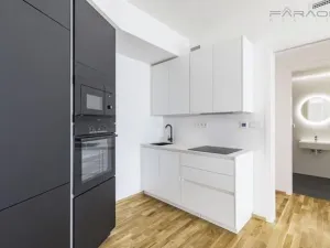 Pronájem bytu 2+kk, Praha - Smíchov, Kmochova, 55 m2