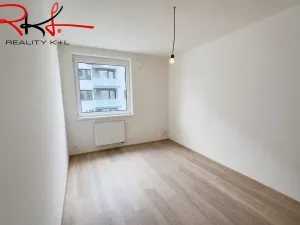 Prodej bytu 2+kk, Praha - Prosek, Čakovická, 49 m2