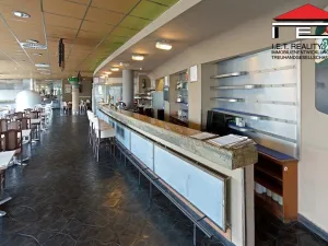 Pronájem obchodního prostoru, Praha - Kobylisy, Klapkova, 467 m2