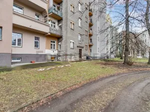 Prodej bytu 2+kk, Praha, 5. května, 51 m2