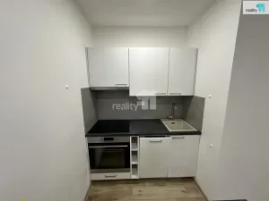 Pronájem bytu 2+kk, Česká Lípa, U Nemocnice, 42 m2