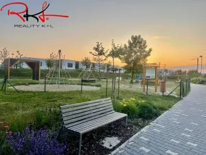 Prodej bytu 2+kk, Praha, Honzíkova, 44 m2