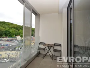 Pronájem bytu 1+kk, Praha - Košíře, Hlaváčkova, 33 m2