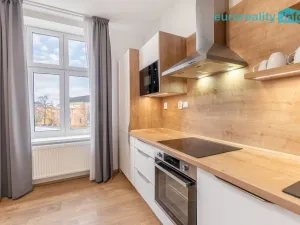 Pronájem bytu 2+1, Mladá Boleslav, náměstí Míru, 73 m2