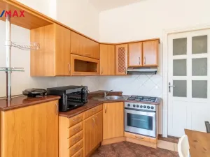 Pronájem bytu 1+1, Praha - Bubeneč, Eliášova, 55 m2