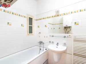 Pronájem bytu 1+1, Praha - Bubeneč, Eliášova, 55 m2